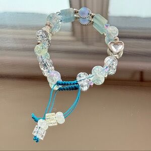Blue Beaded Bracelet with Aquamarine stone